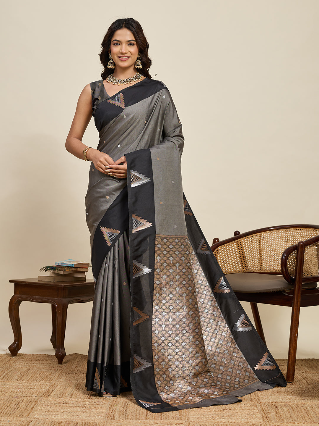 Women's Grey & Black Soft Silk Woven Saree with Rich Zari Border