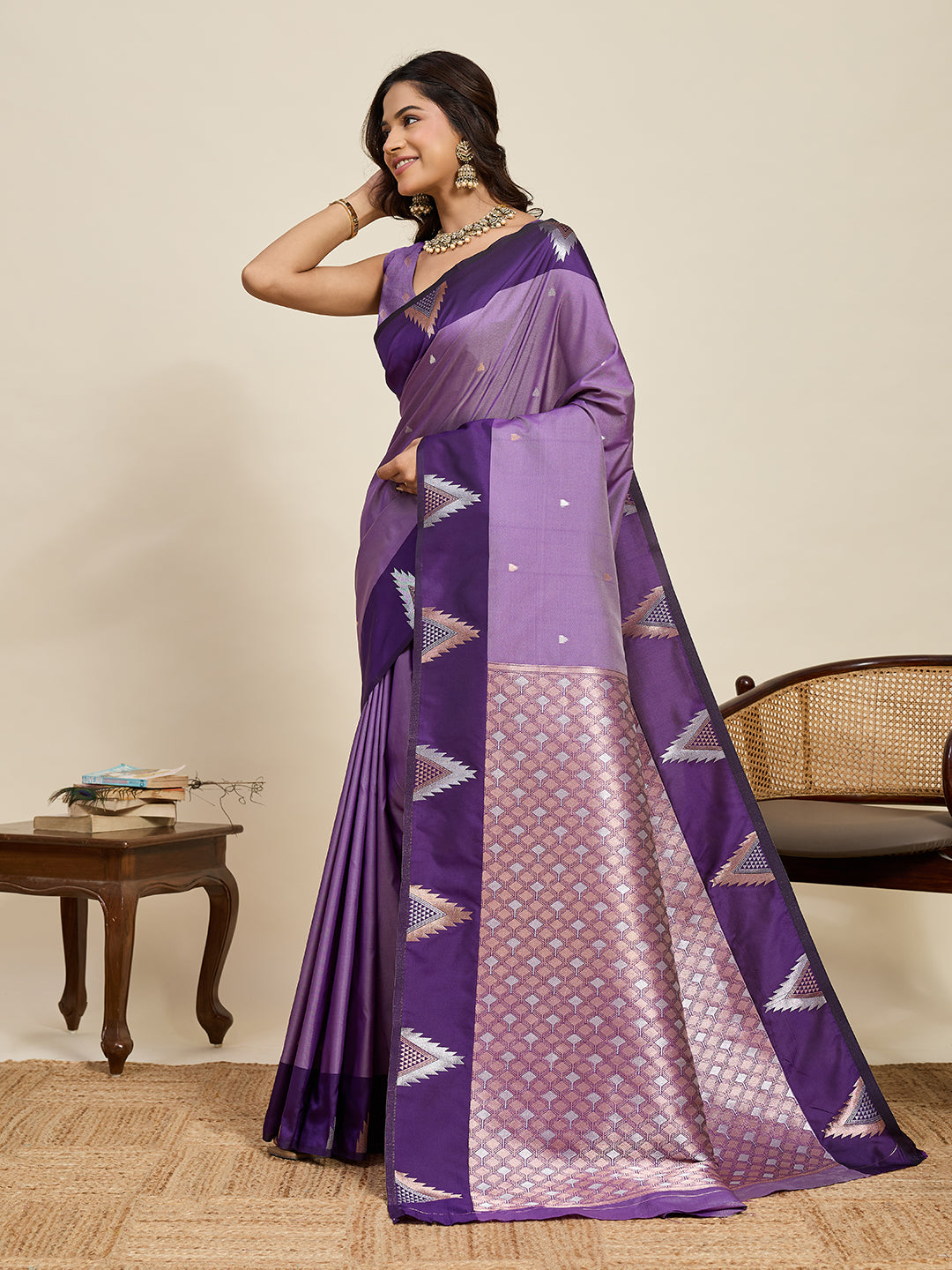 Women's Purple & Lavender Soft Silk Woven Saree with Rich Zari Border
