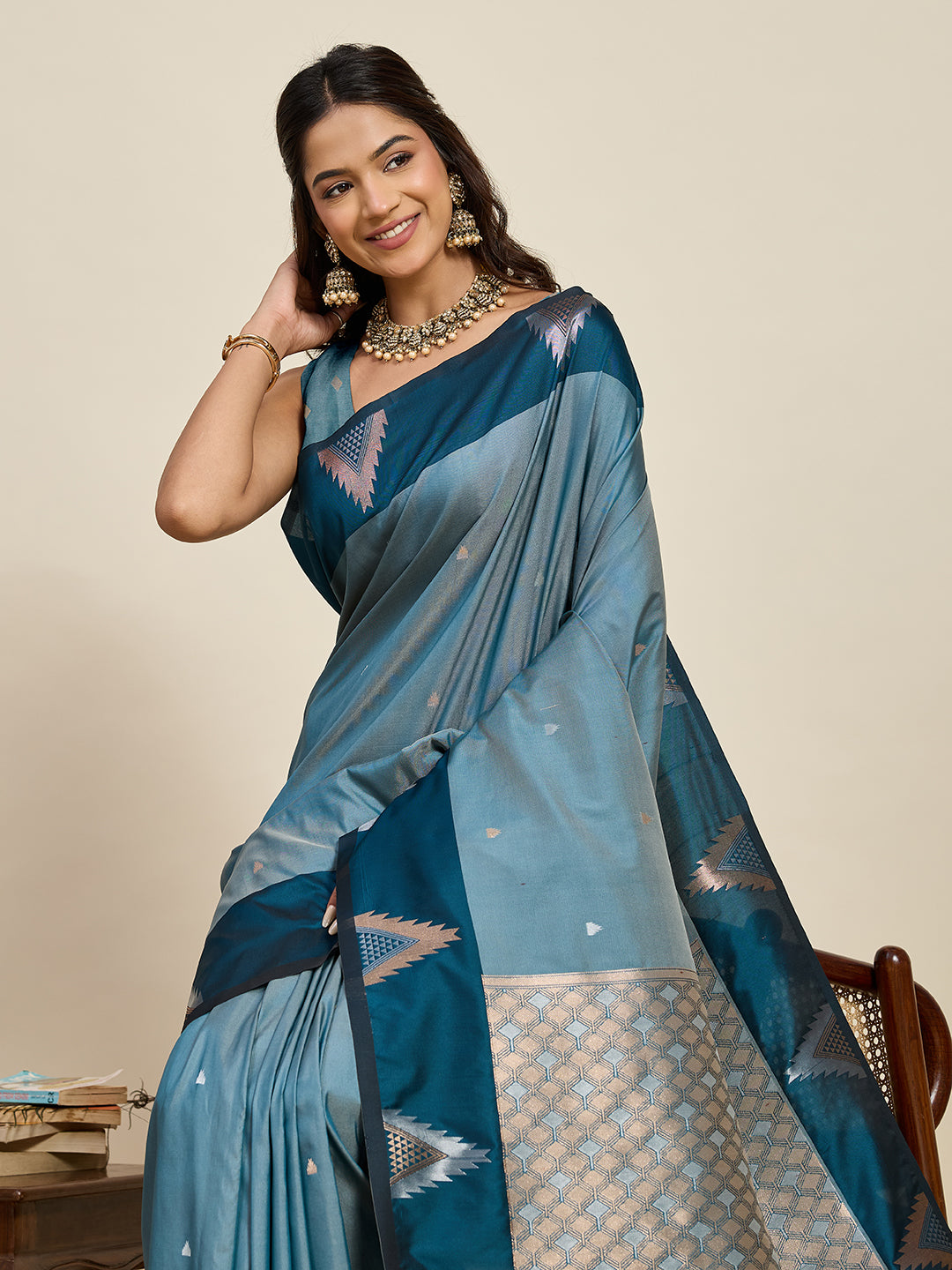 Women's Sky Blue & Teal Blue Soft Silk Woven Saree with Rich Zari Border