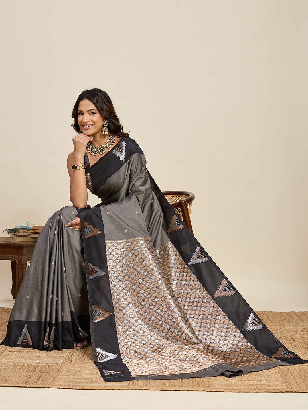 Women's Grey & Black Soft Silk Woven Saree with Rich Zari Border