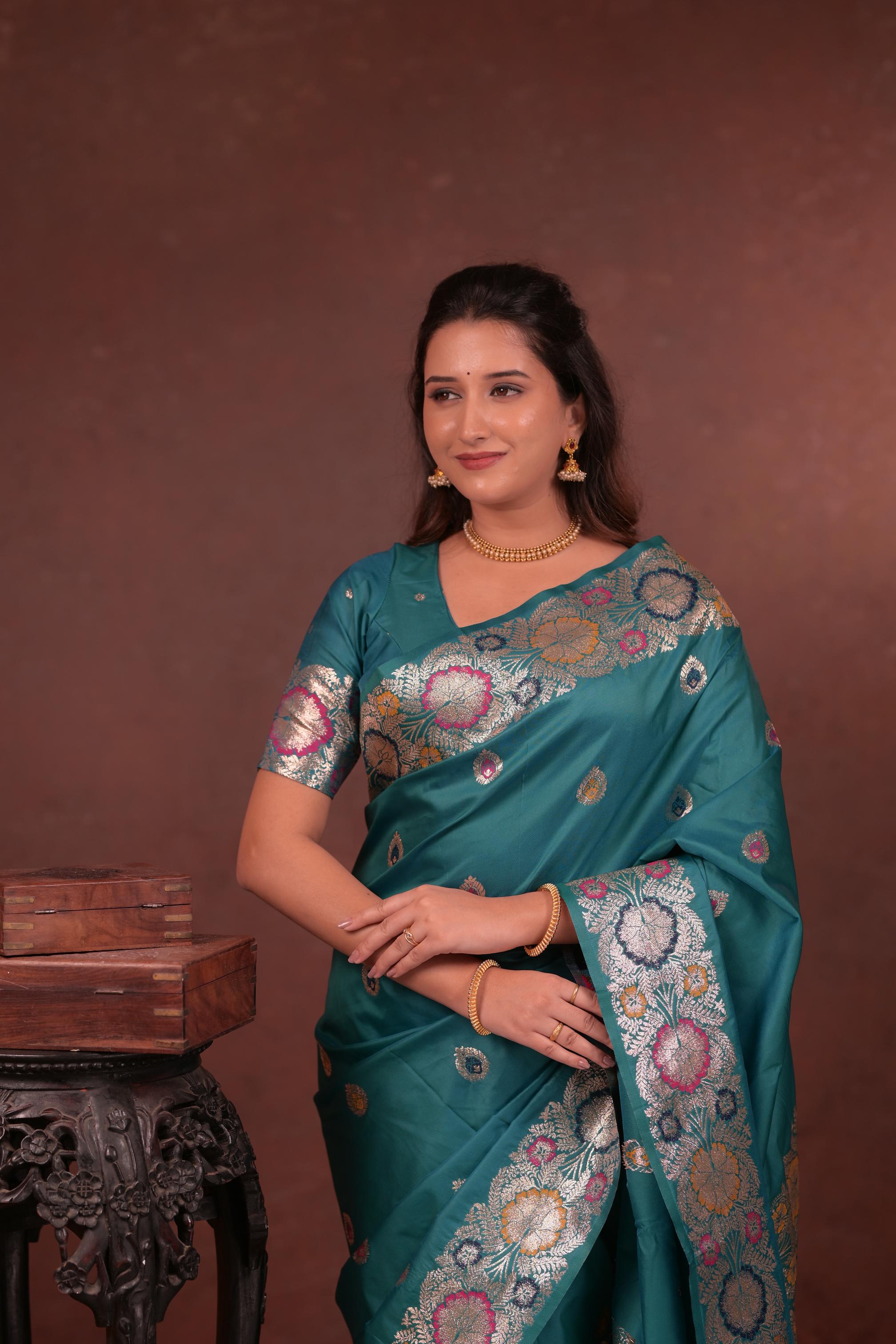 Teal Green Banarasi Silk Saree with Floral Zari Woven Border & Rich Designer Pallu