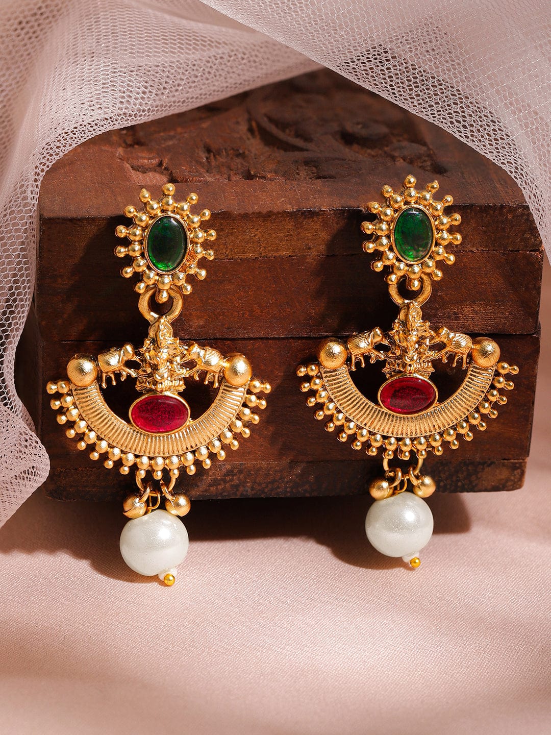 Red & Green Half Moon Pearl Necklace Set
