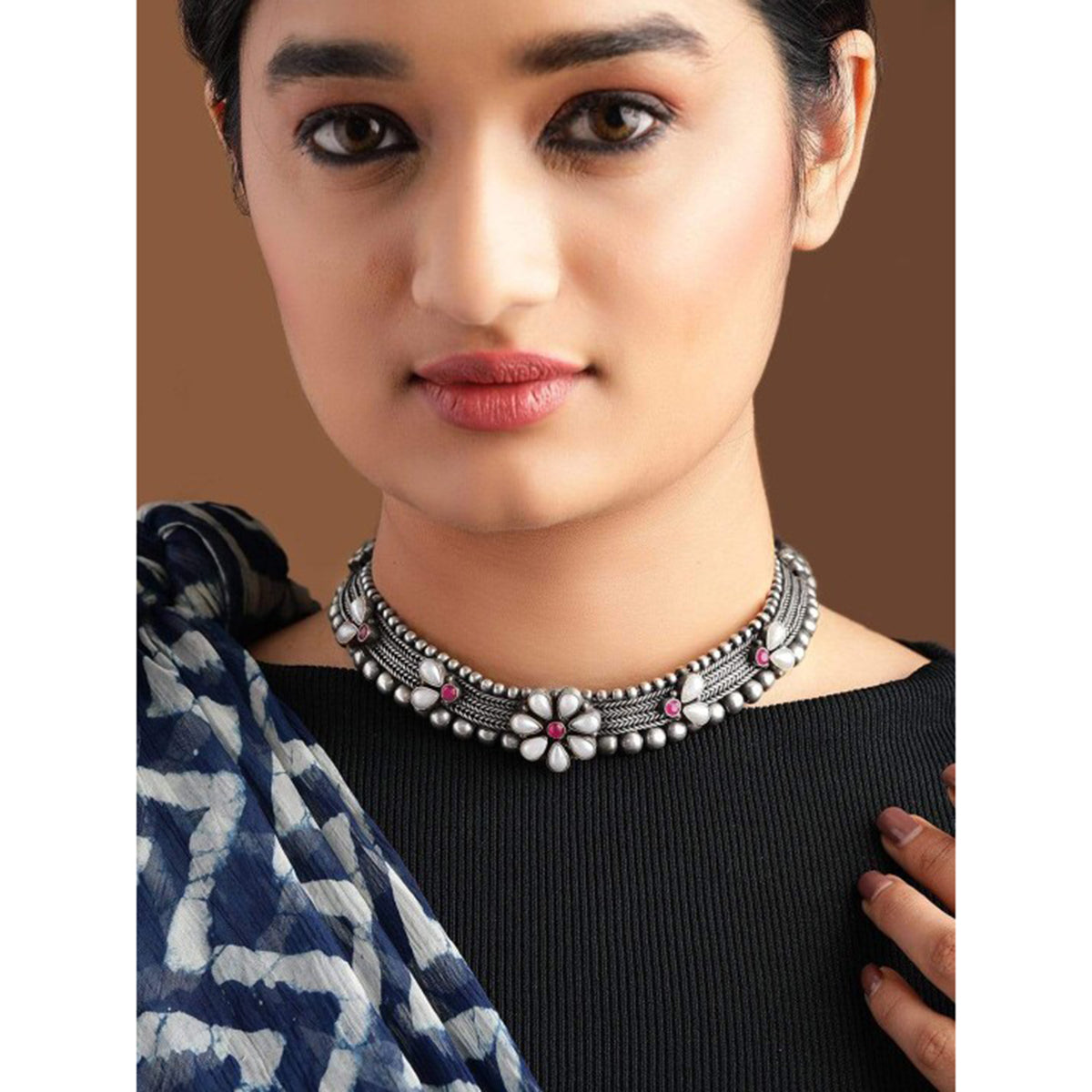 Wentra Silver Plated Handcrafted Oxidised Floral Choker
