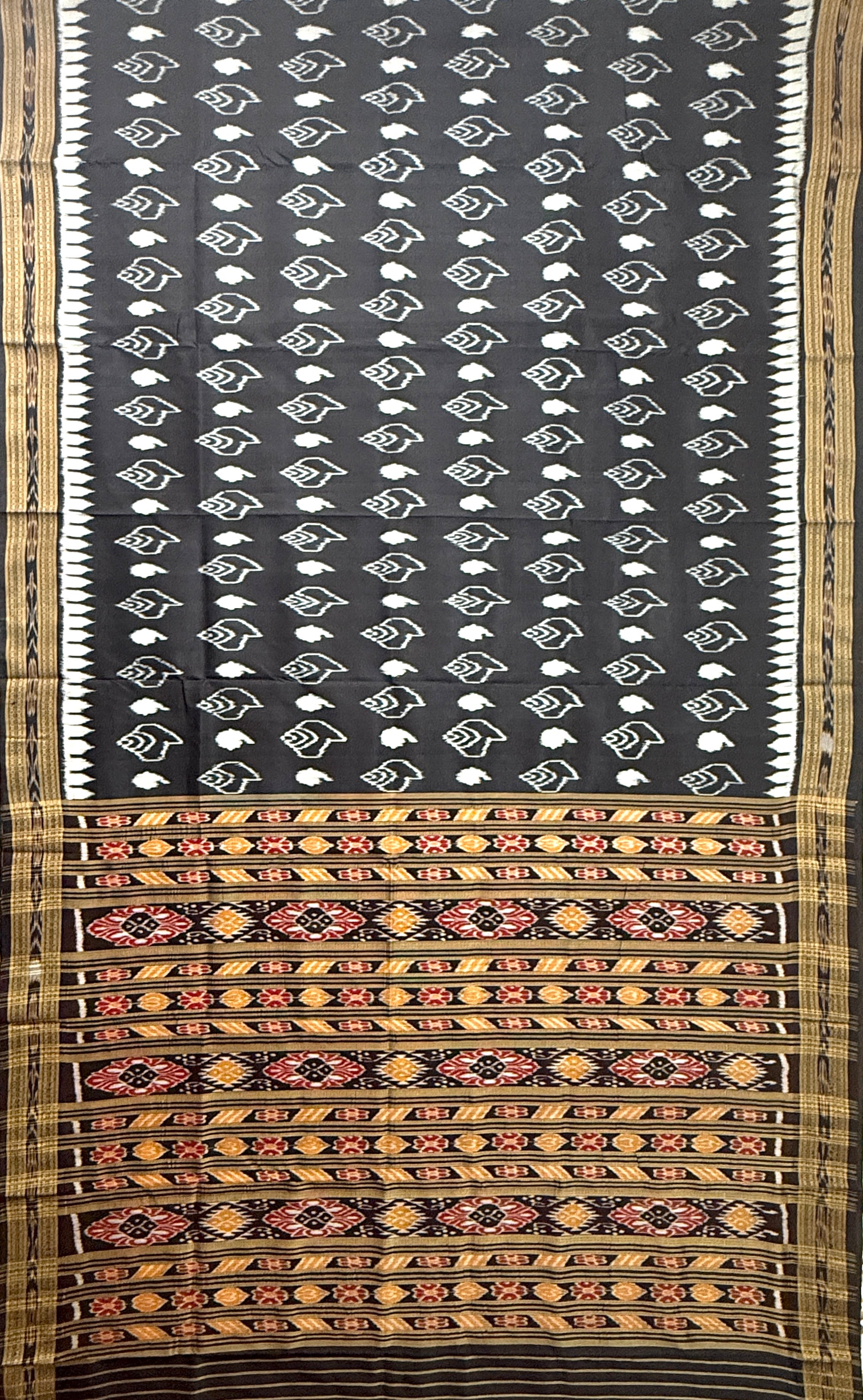 Black Pure Silk Handloom Khandua Patta Saree with Sankha Pattern