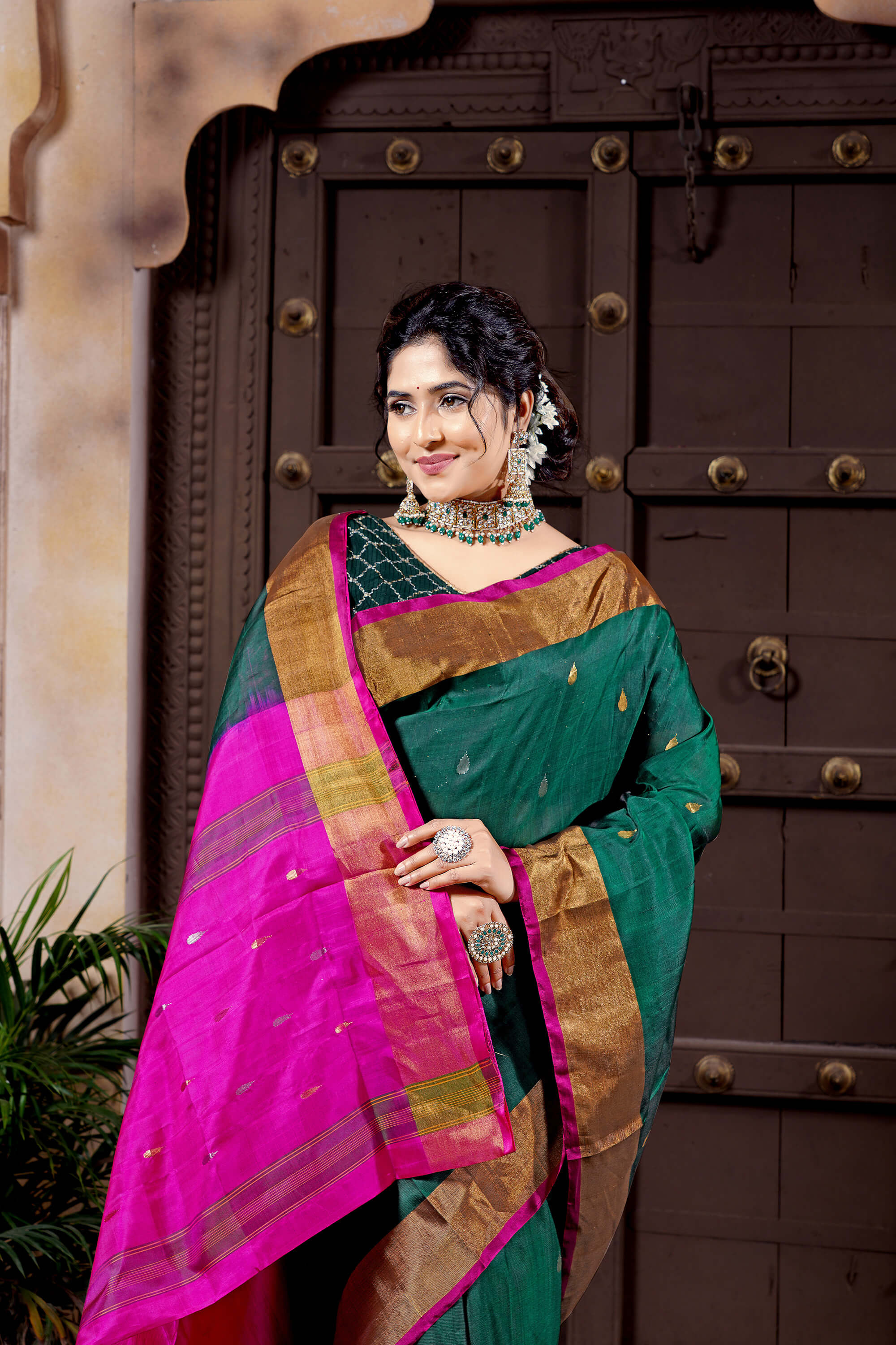 Bottle Green and Pink Pure Silk Uppada Handloom Saree with alternate Golden & Silver Butta