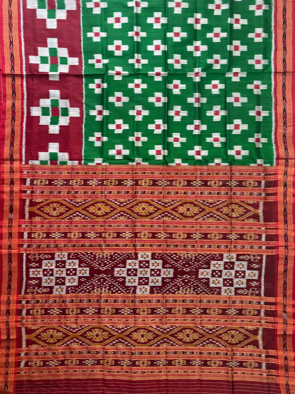 Green and Maroon Pasapalli Pattern Pure Silk Handloom Khandua Patta Saree