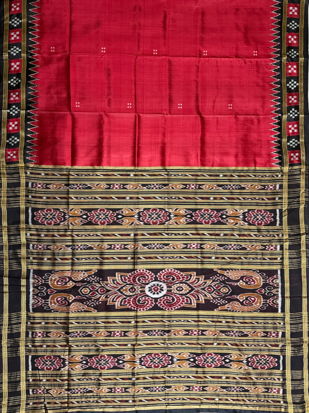 Maroon and Black Pasapalli Border Pure Silk Handloom Khandua Patta Saree