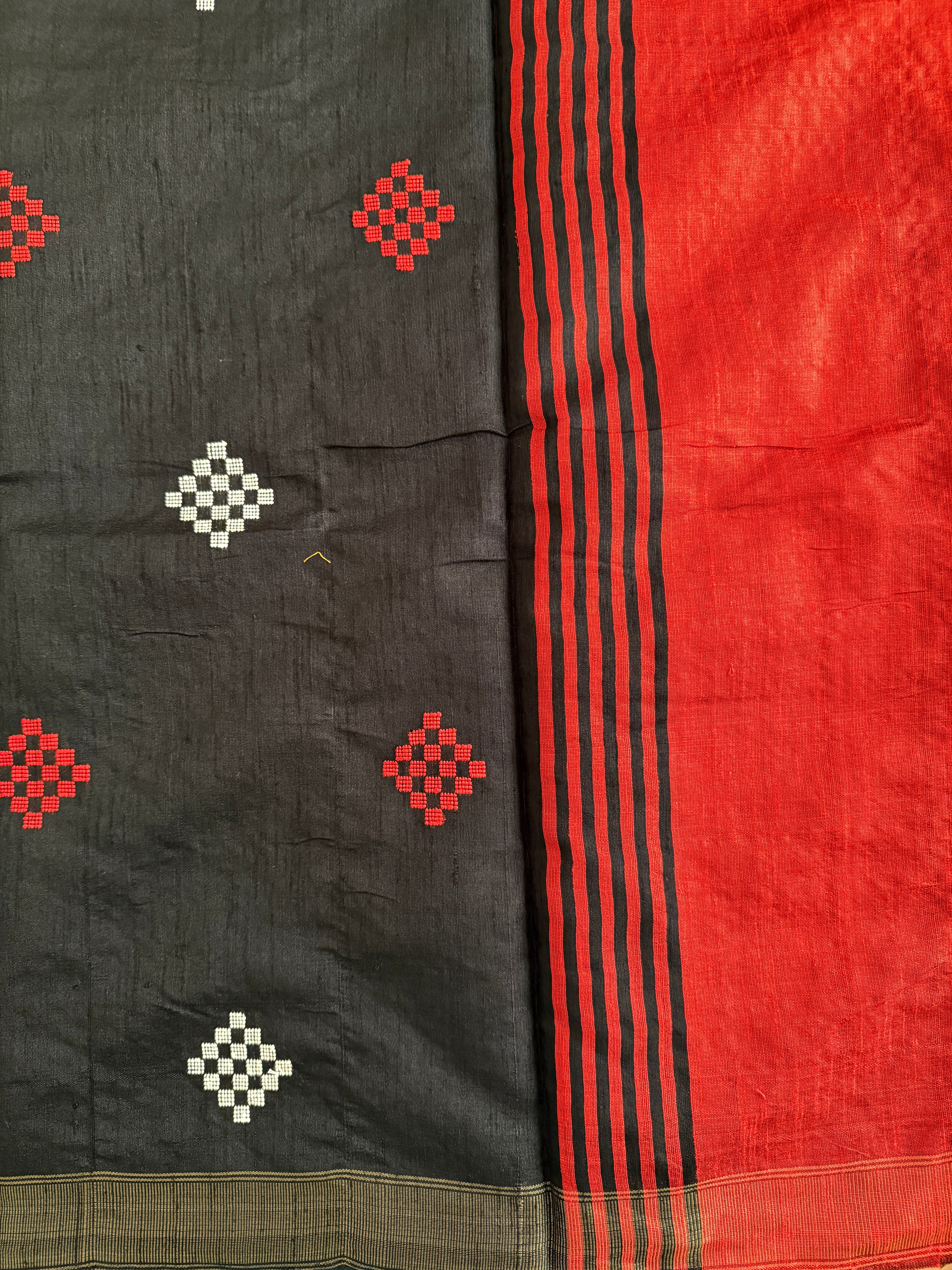 Red and Black Raw Silk Handloom Saree With Square Pattern Border