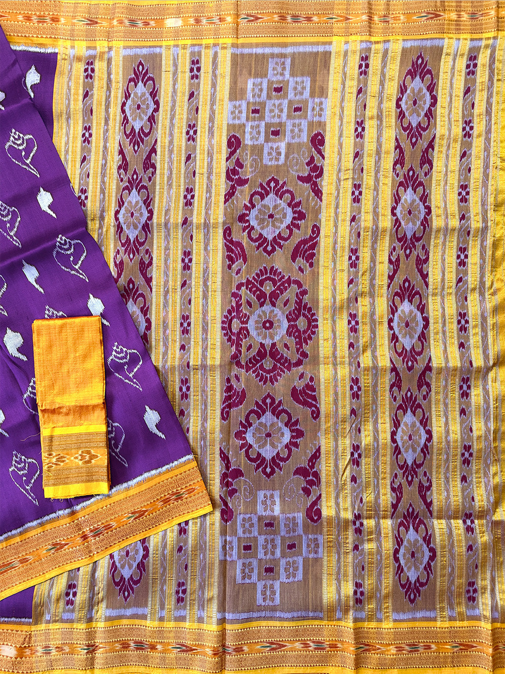 Magenta and Yellow Sankha Pattern Pure Silk Handloom Khandua Patta Saree