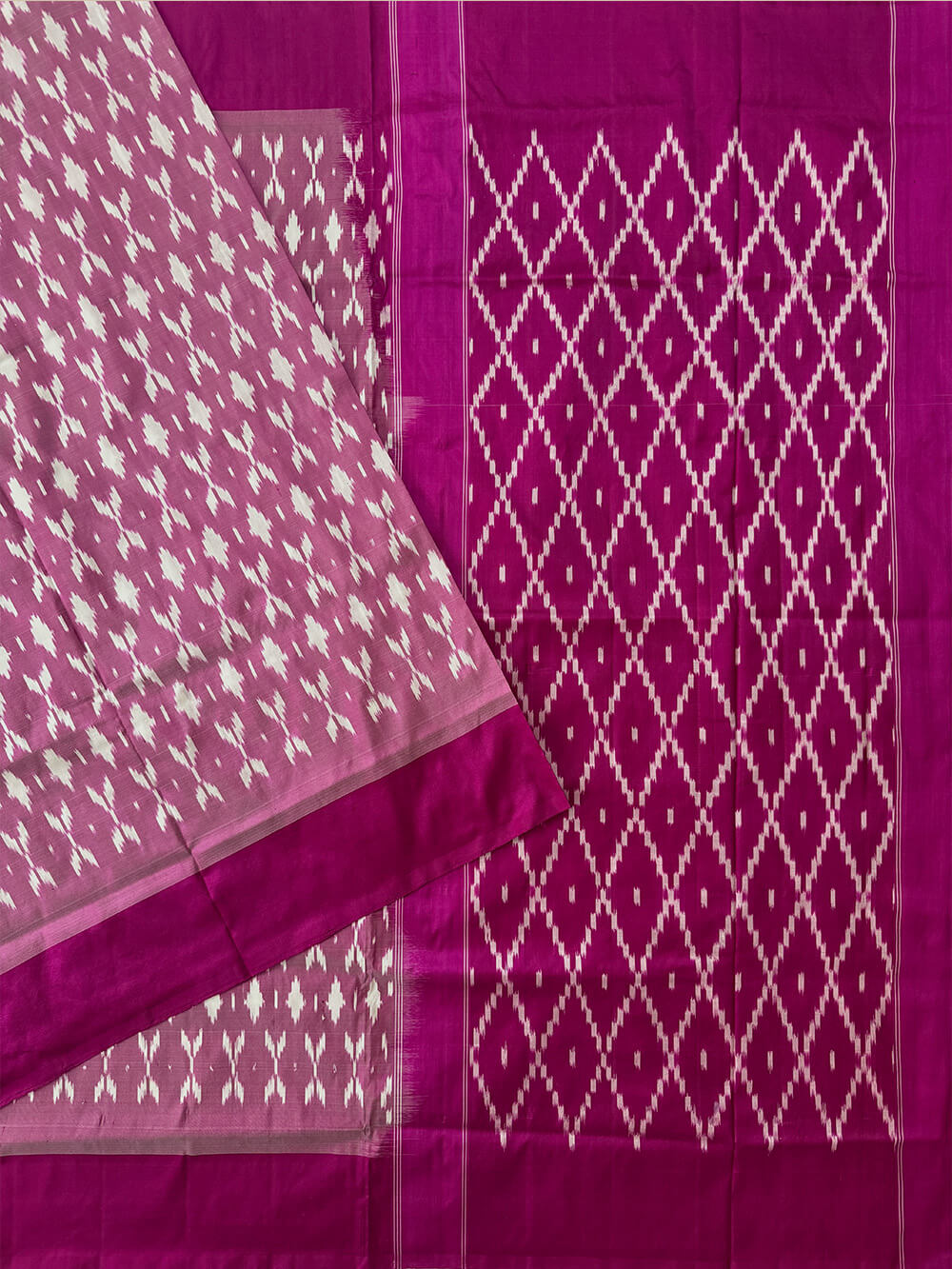 Metallic Pink Pochampally Pure Silk Handloom Saree in Ikkat Pattern