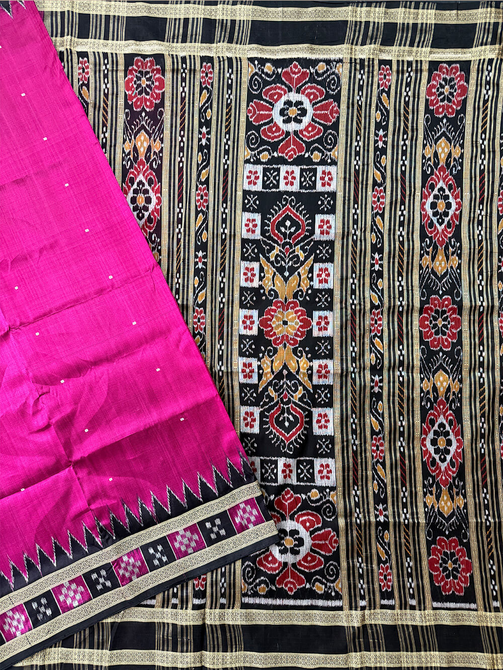 Pink and Black Pure Silk Handloom Khandua Patta Saree With Pasapalli Border