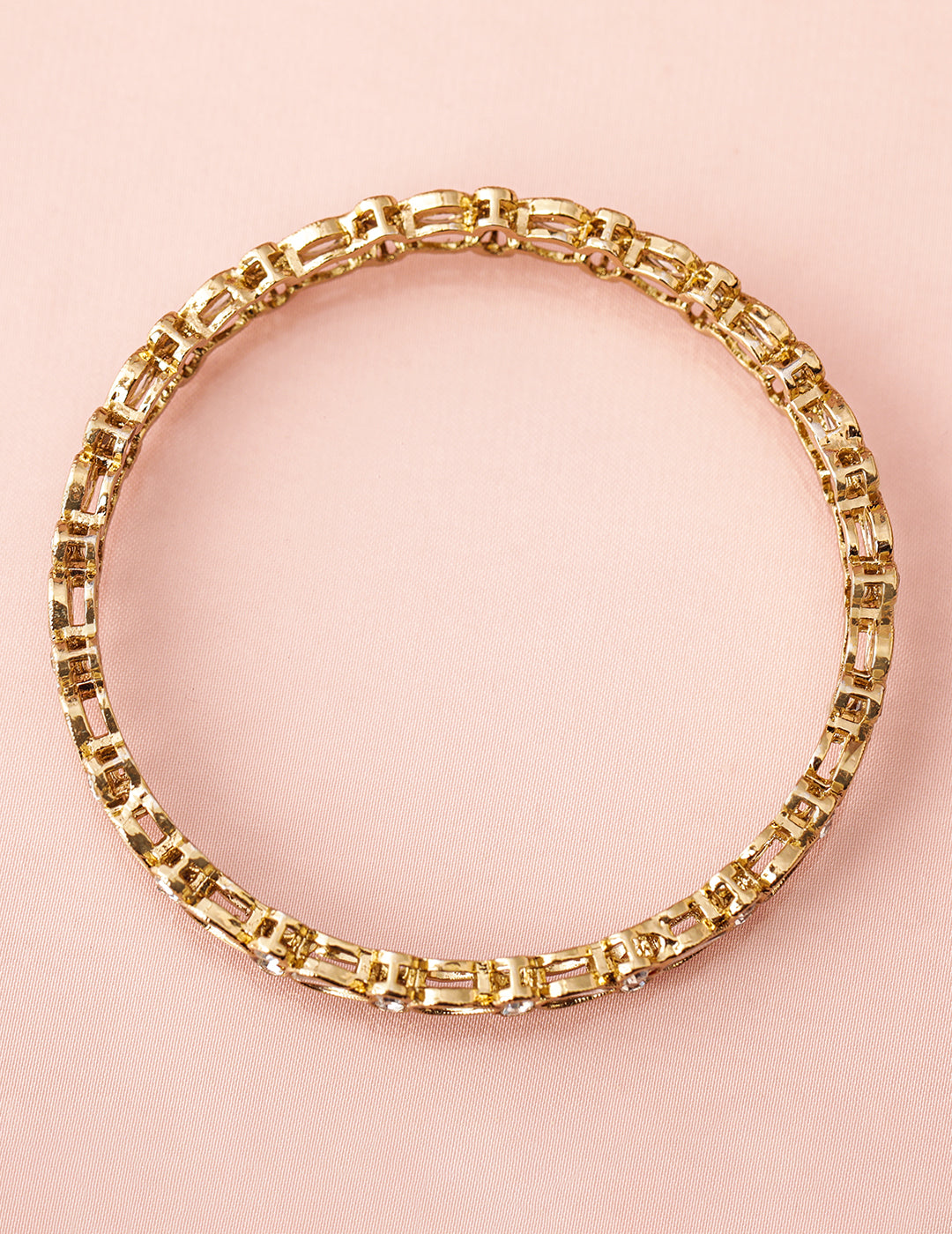 Ivory Elegance Kundan Bangles