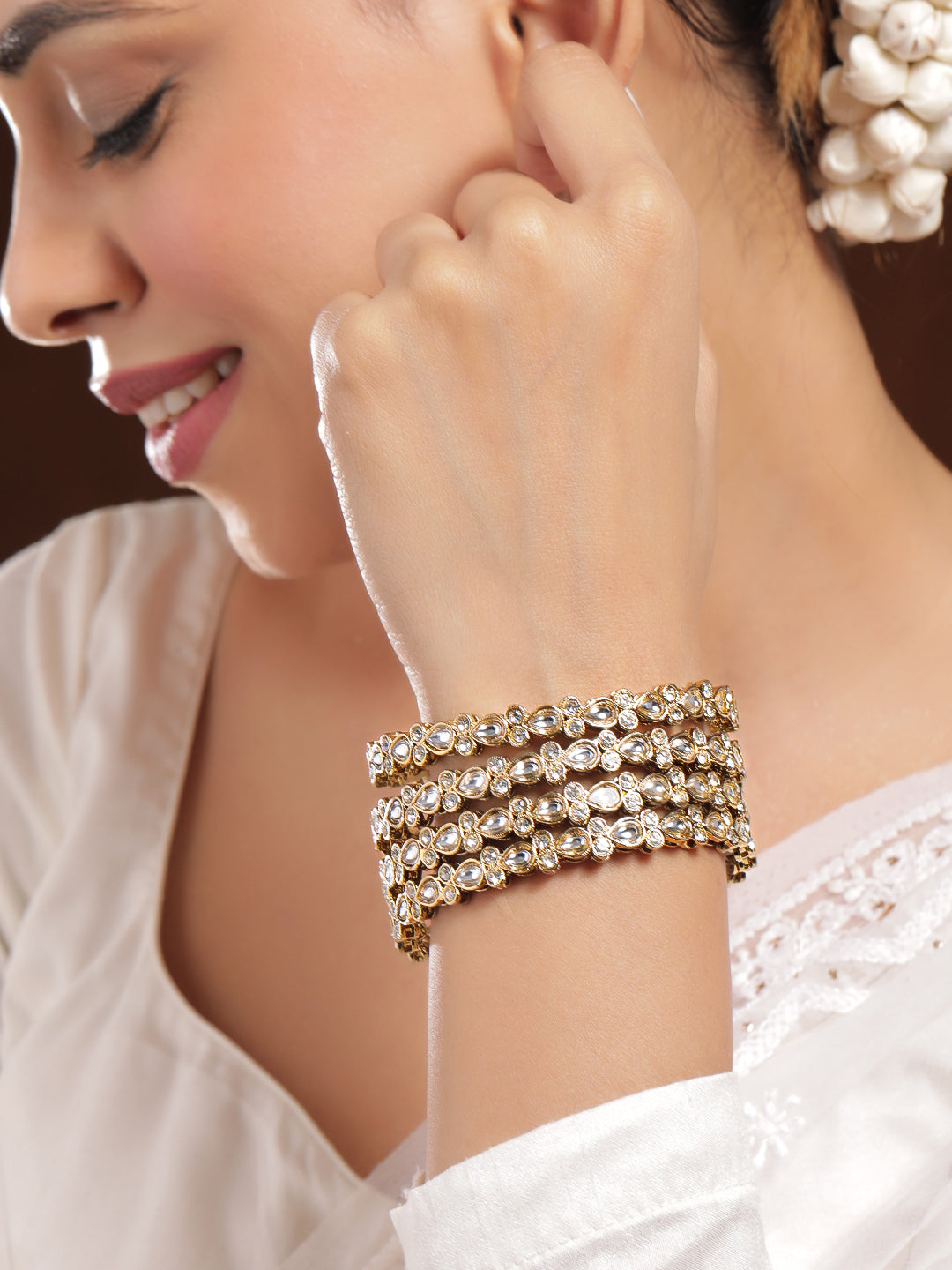 Ivory Elegance Kundan Bangles