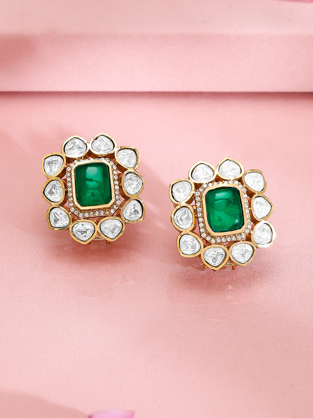 Contemporary Emerald Charm Choker Set