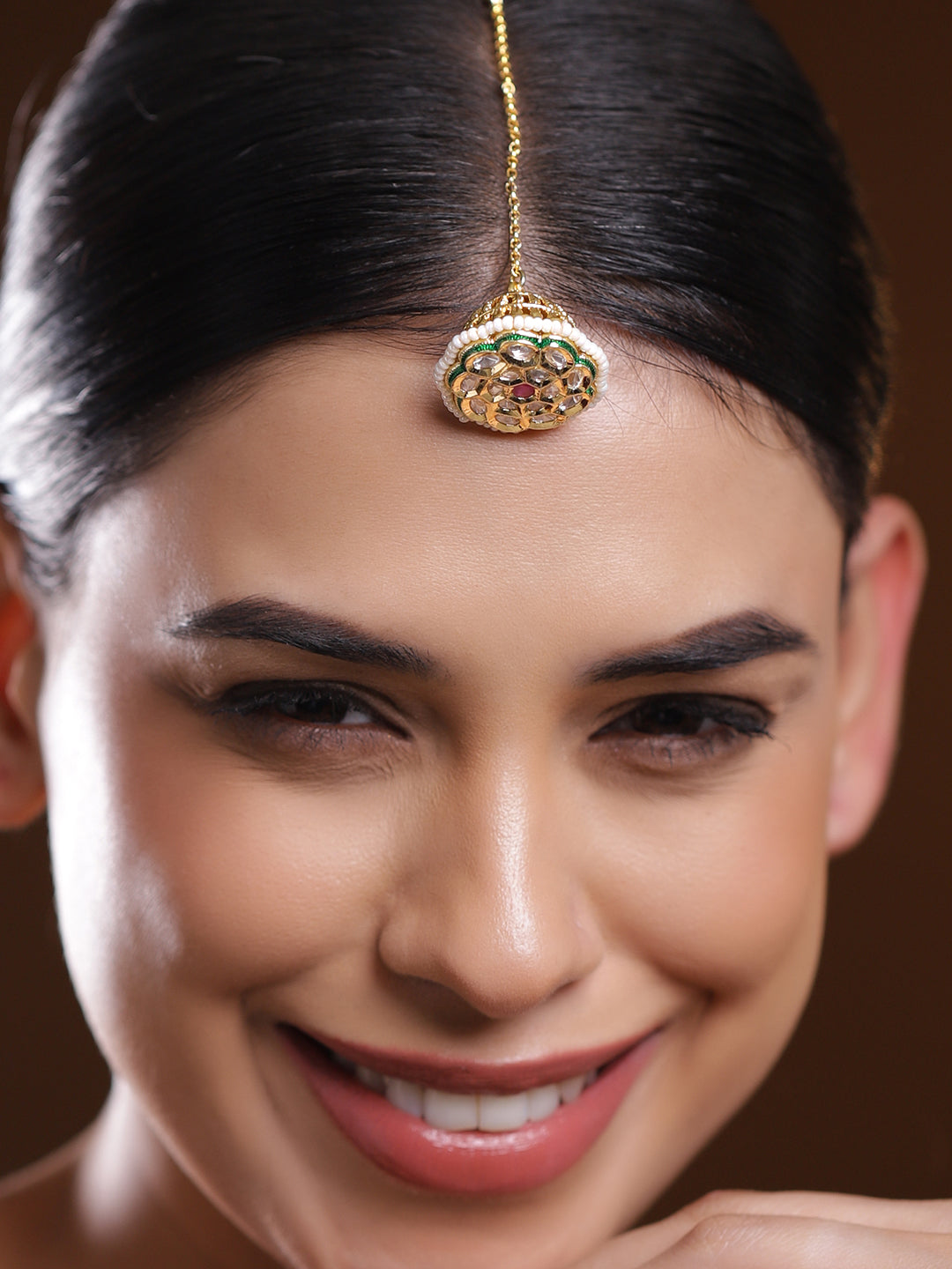Kundan Whispers on Forehead Maangtikka