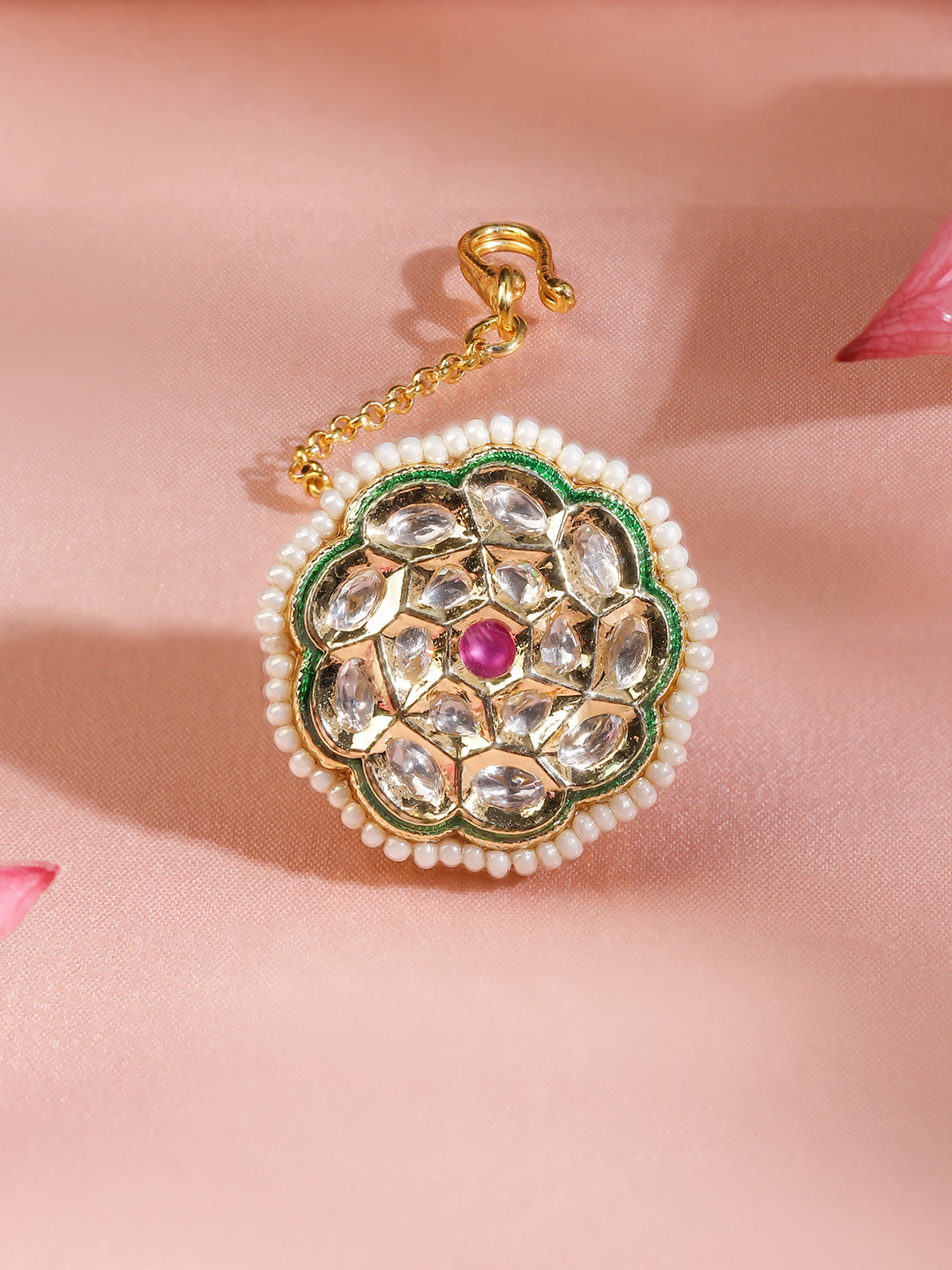 Kundan Whispers on Forehead Maangtikka