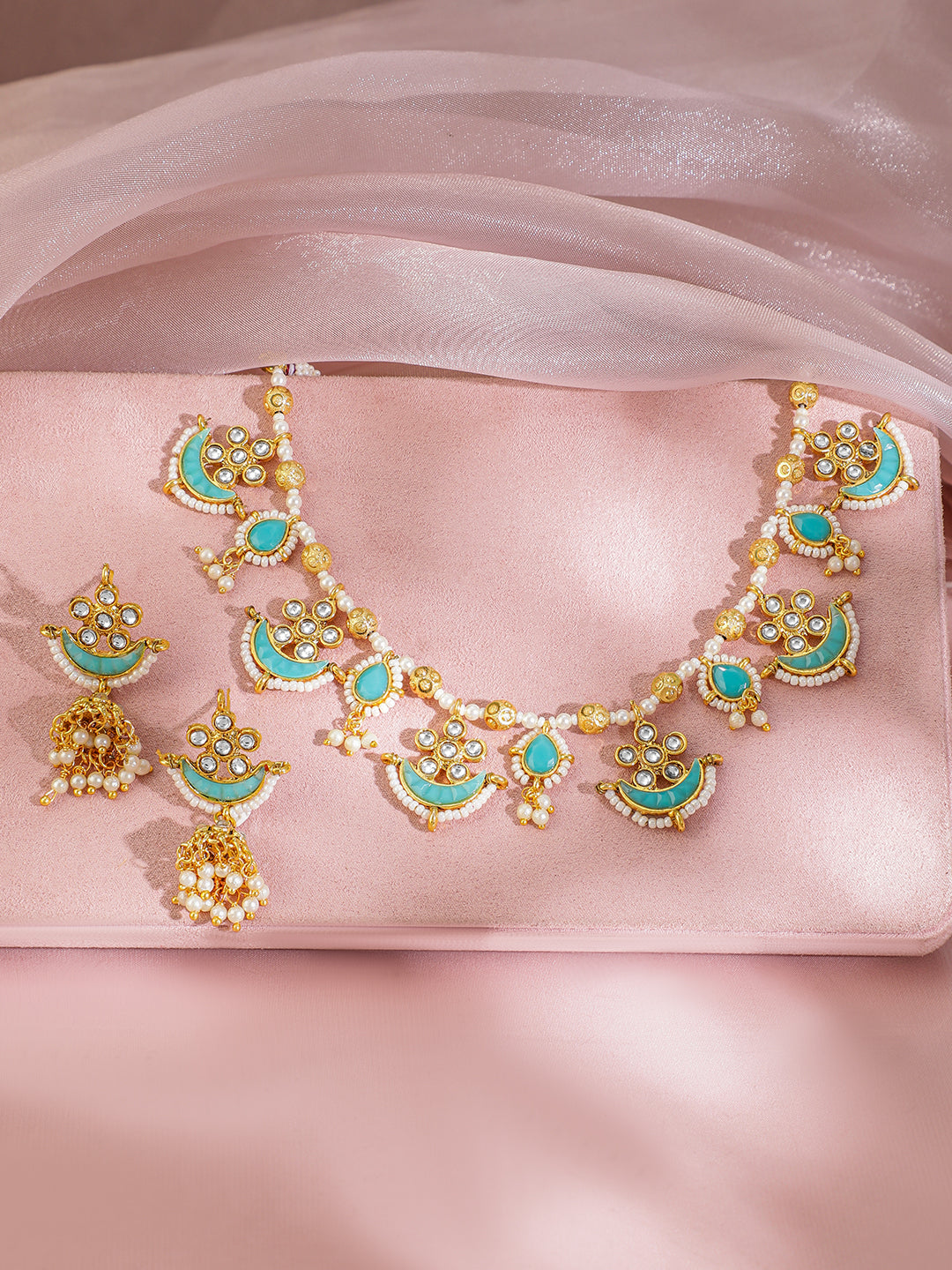 Boho Chic Light Blue Necklace Set