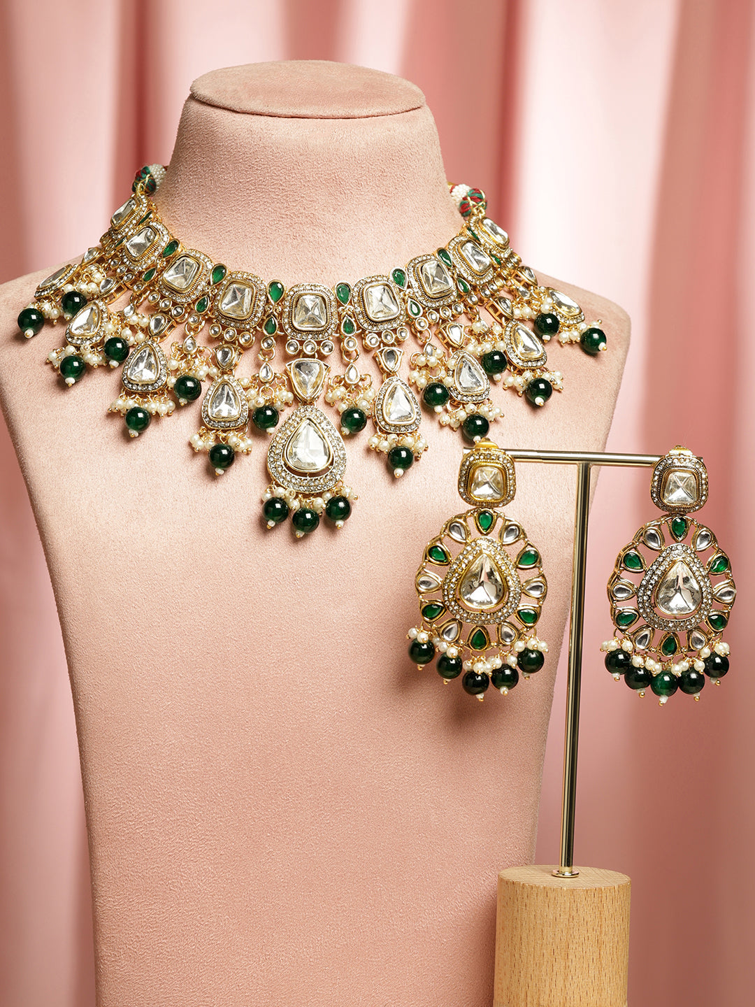 Statement Green Drops Necklace Set