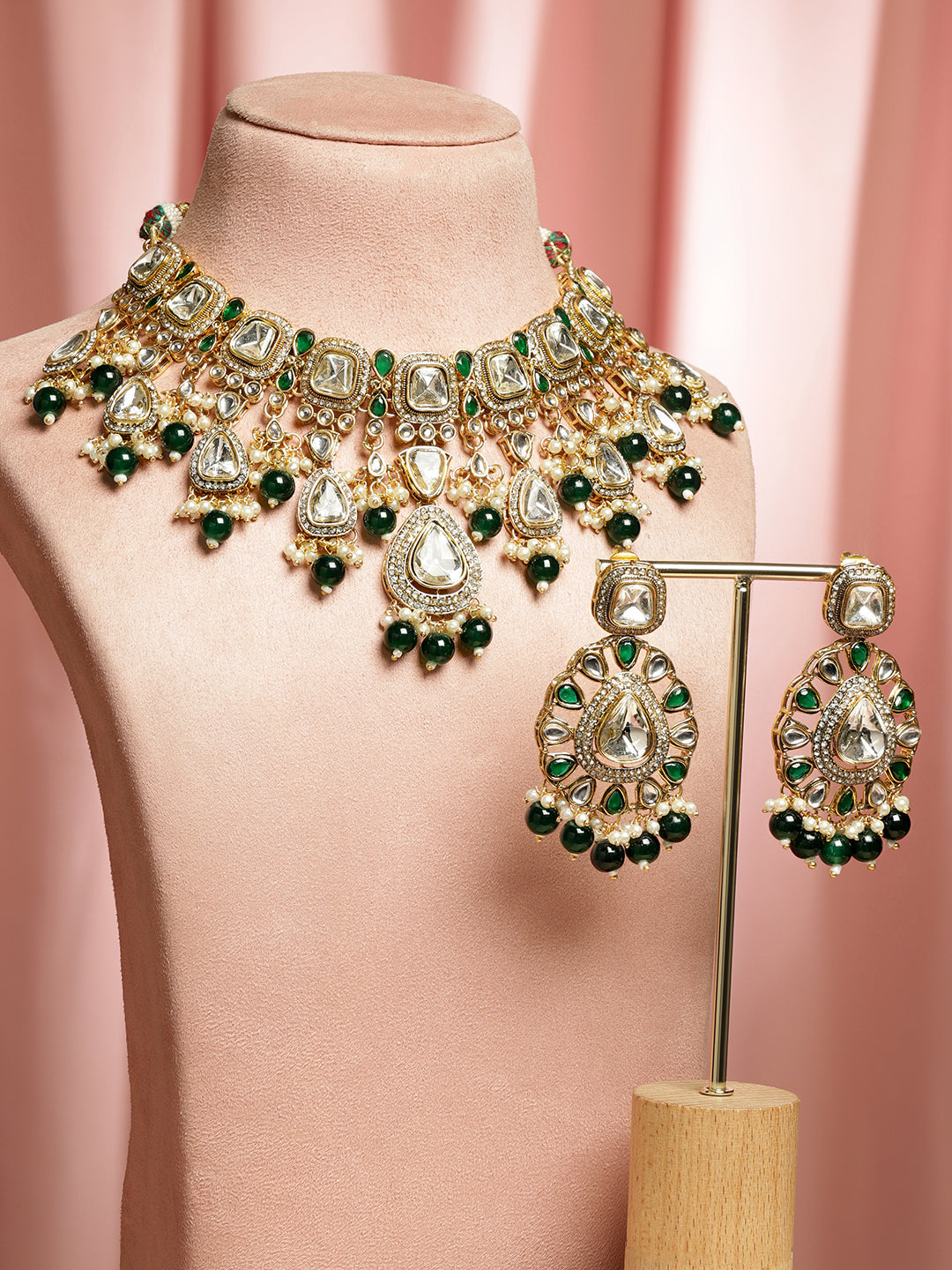 Statement Green Drops Necklace Set