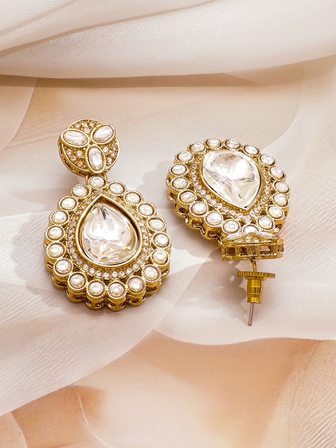 Whispering Lotus with Kundan Necklace Set