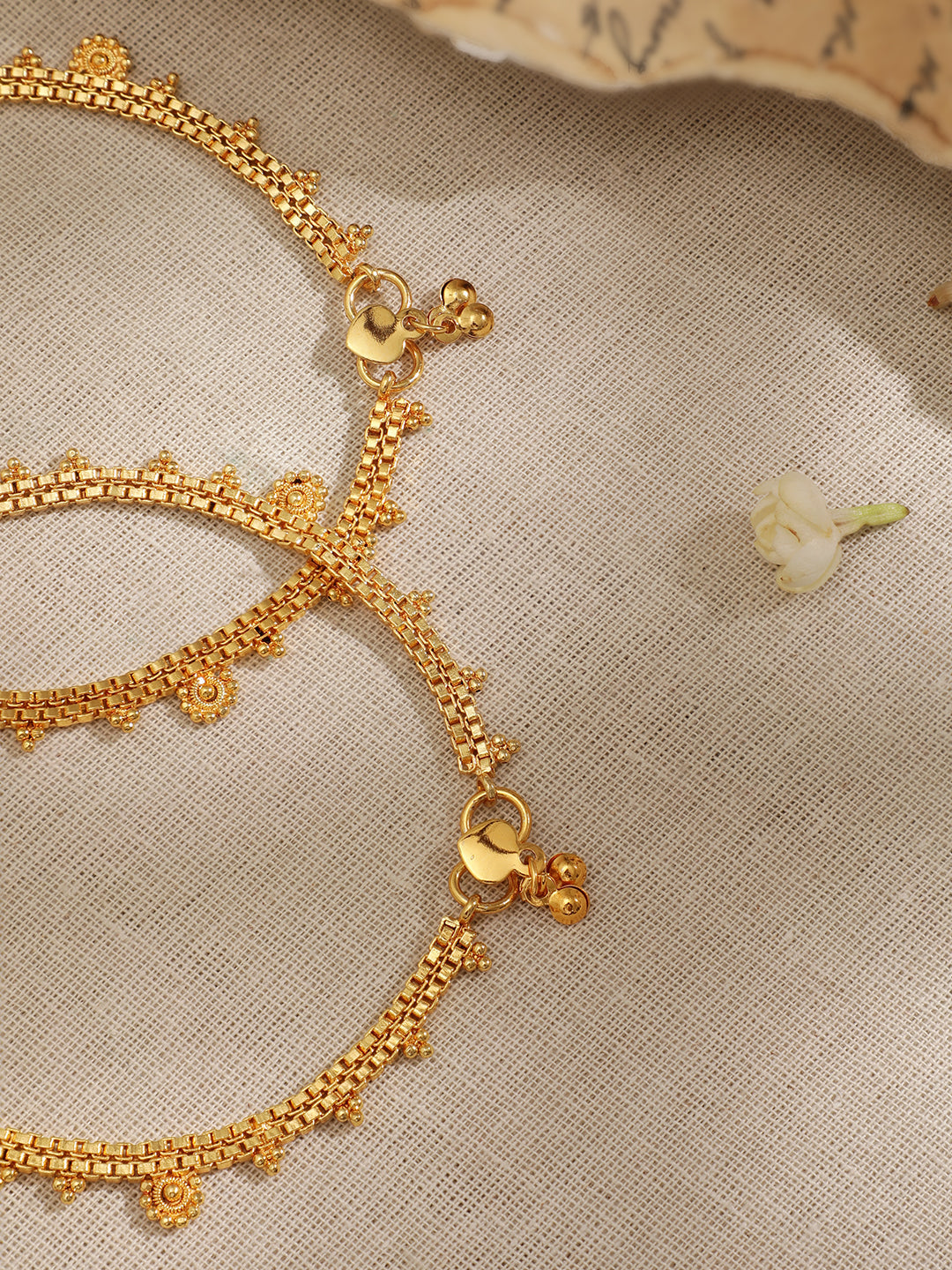 Wentra Set Of 2 Gold-Plated Anklet