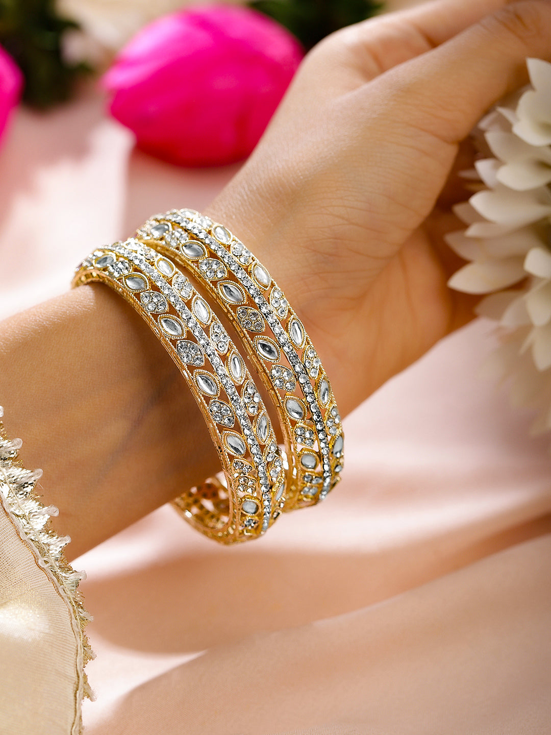 Gleaming Loops Kundan Bangles