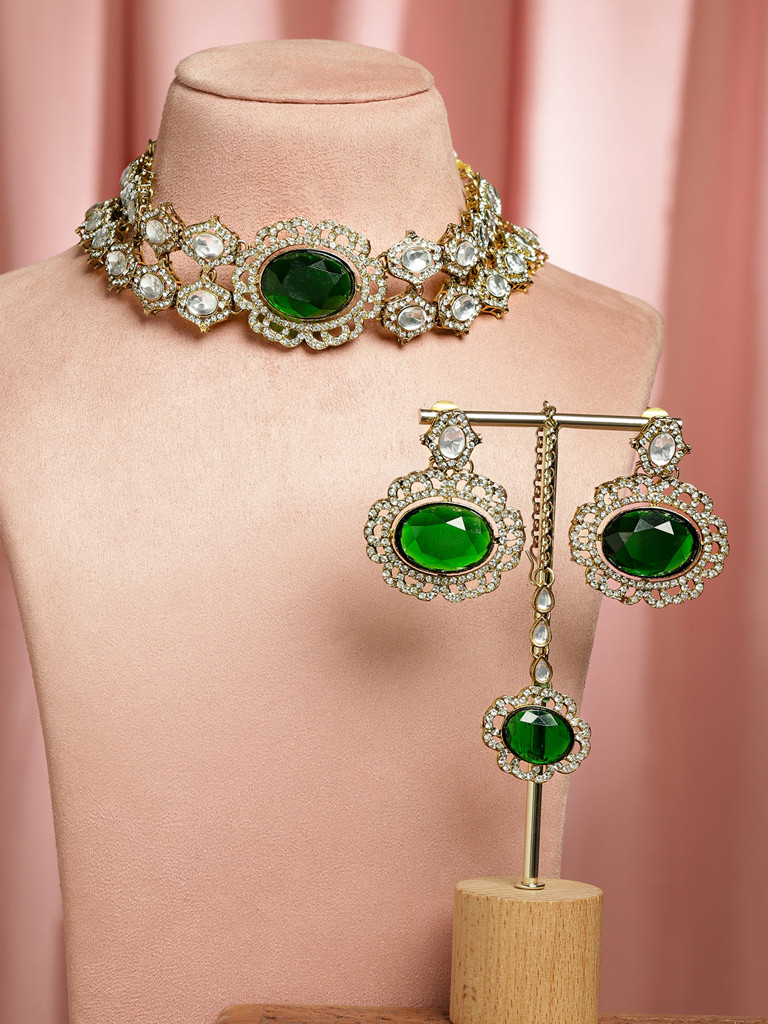 Nature’s Muse The Green Radiance Necklace