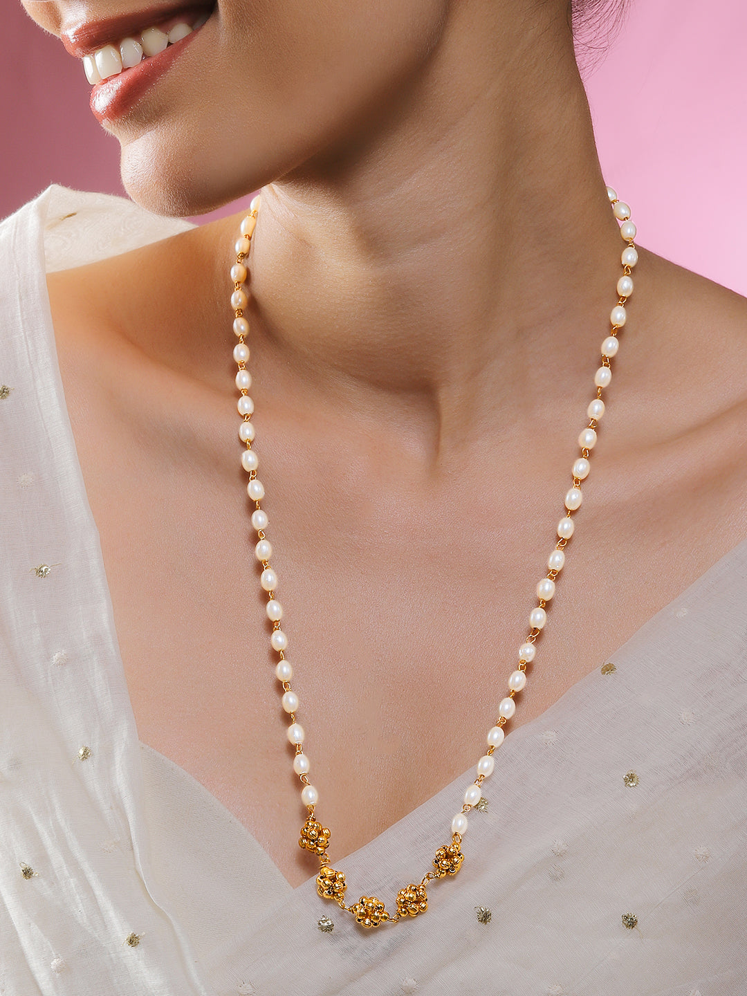 Regal Pearl & Floral Beads Necklace