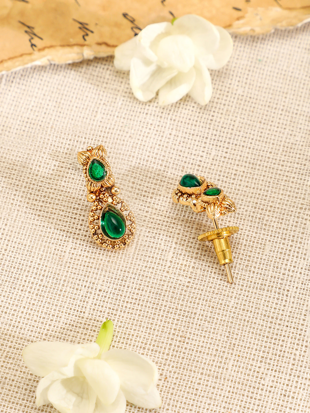 Green Studded teardrop necklace Set