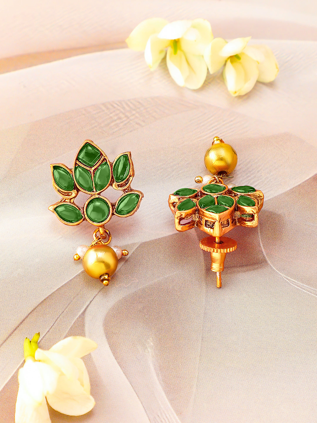 Fashion Statement Green Pendant Set