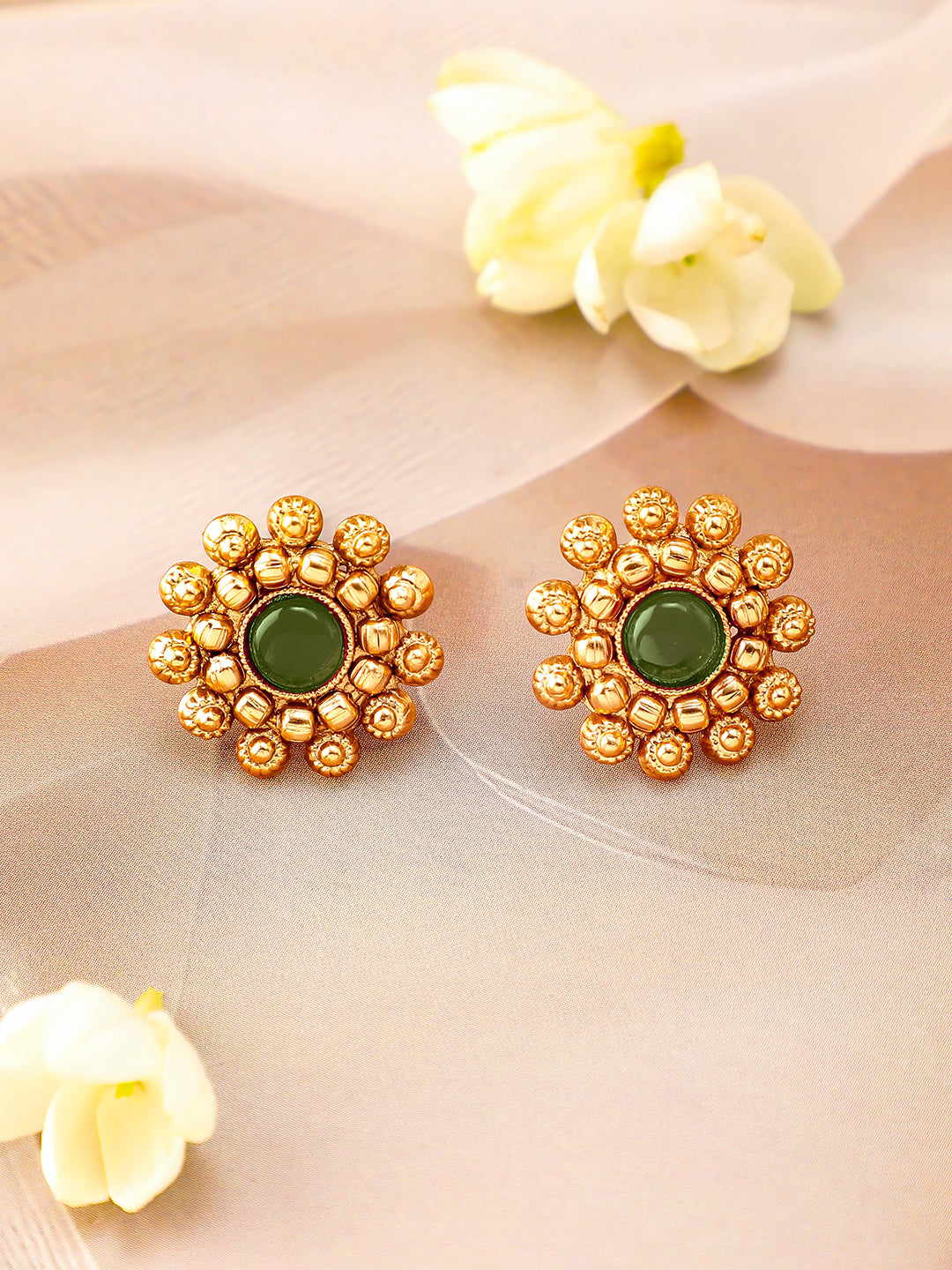 Emerald Studded Gold Beads Necklace Set