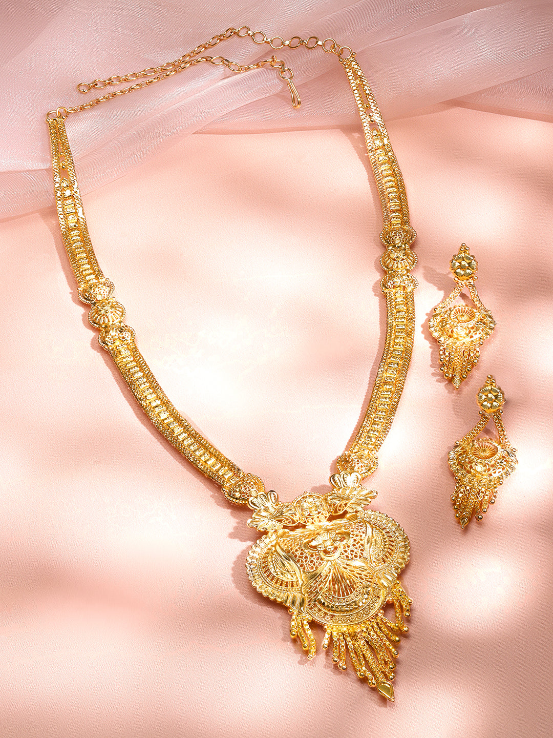 Floral Design Gold Necklace Set