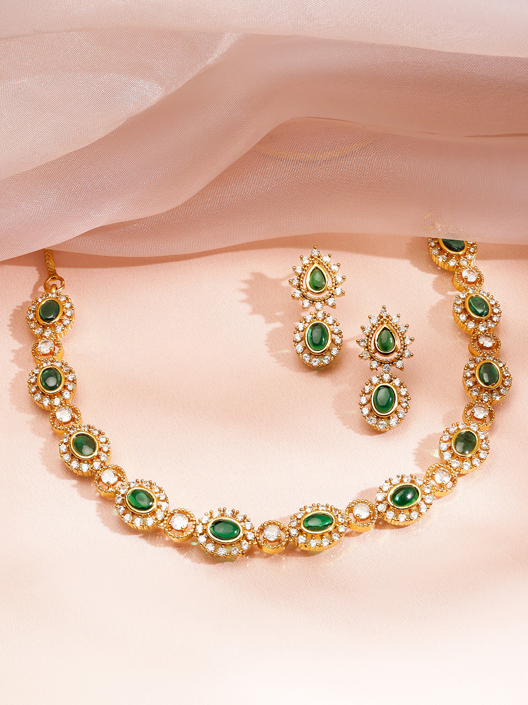 Golden Hour Kundan Pearl Necklace Set