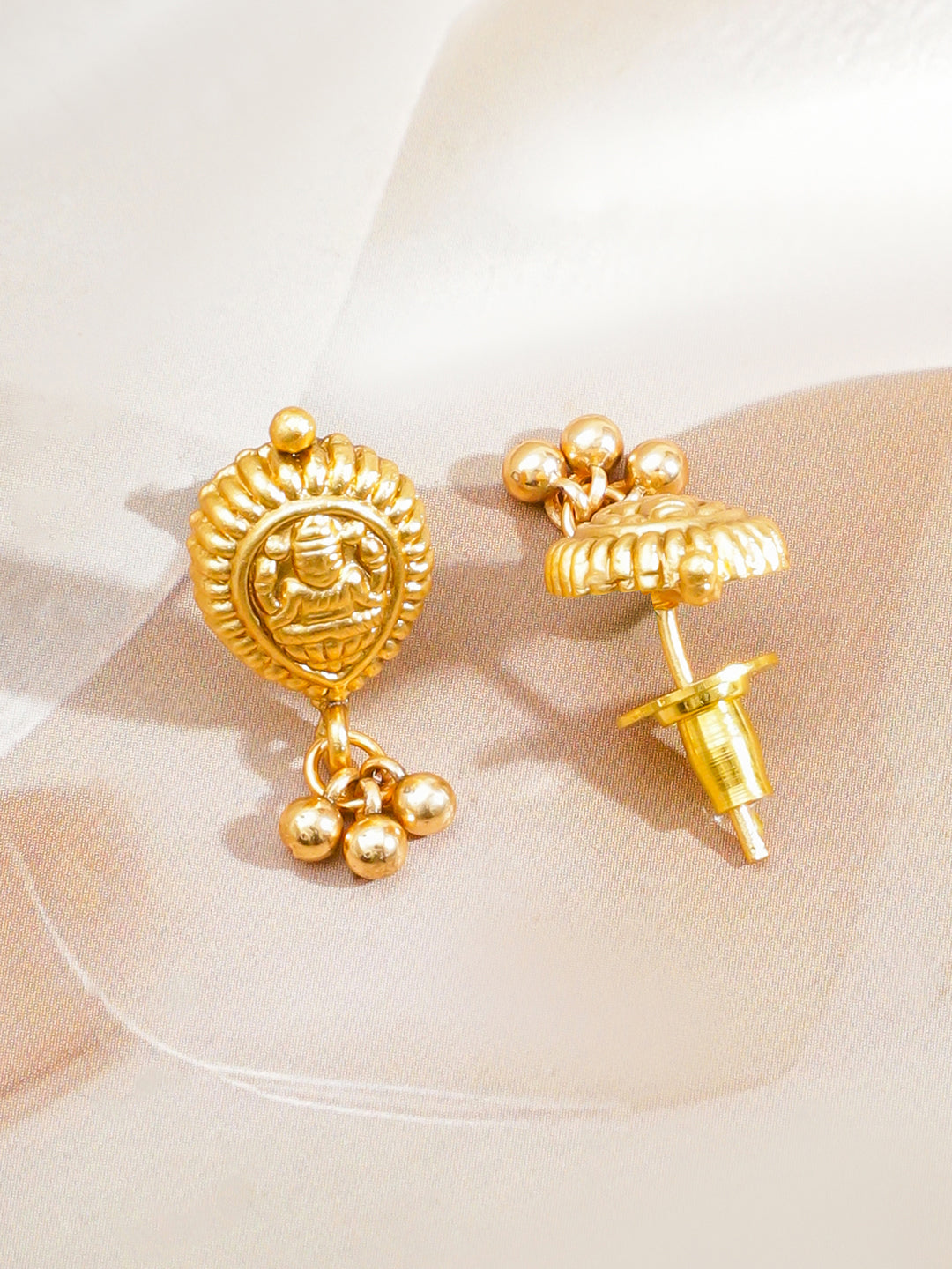 Heart Motif Gold Drop Necklace Set