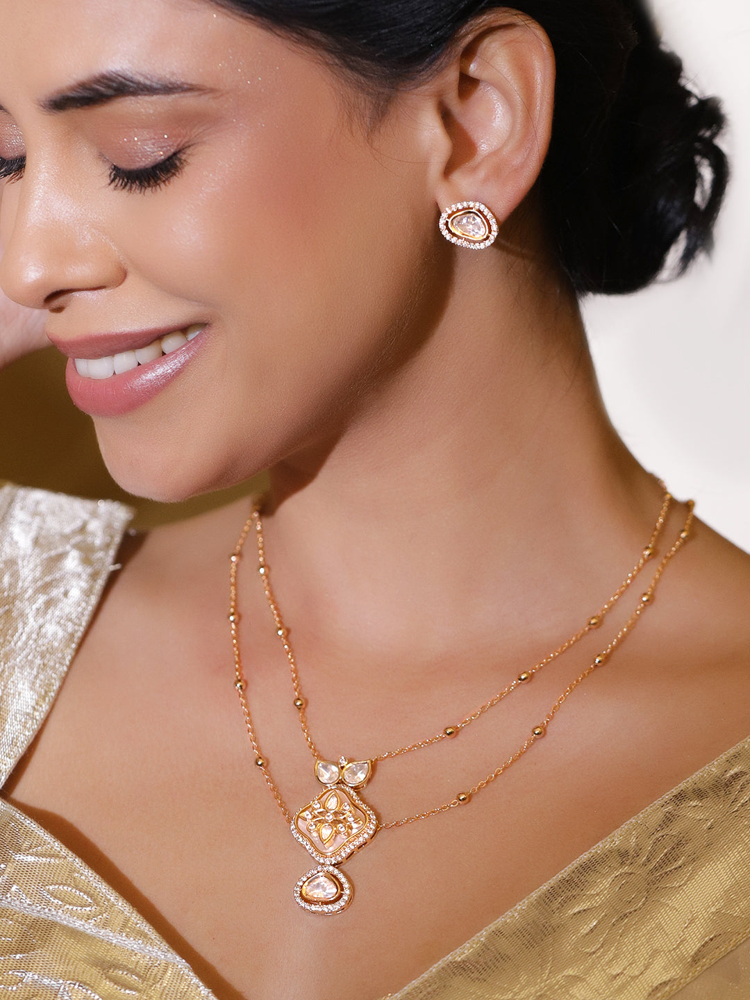 White Blossoms Kundan Necklace Set