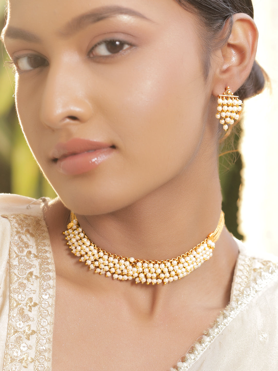 Pearl Lustre Golden Necklace Set