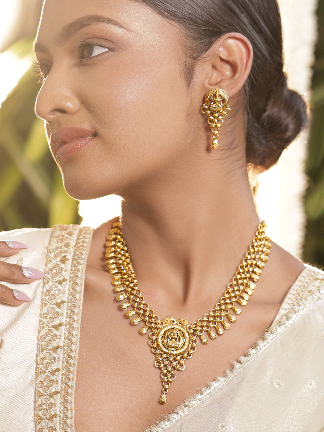 Laxmi Motif Temple Necklace Set