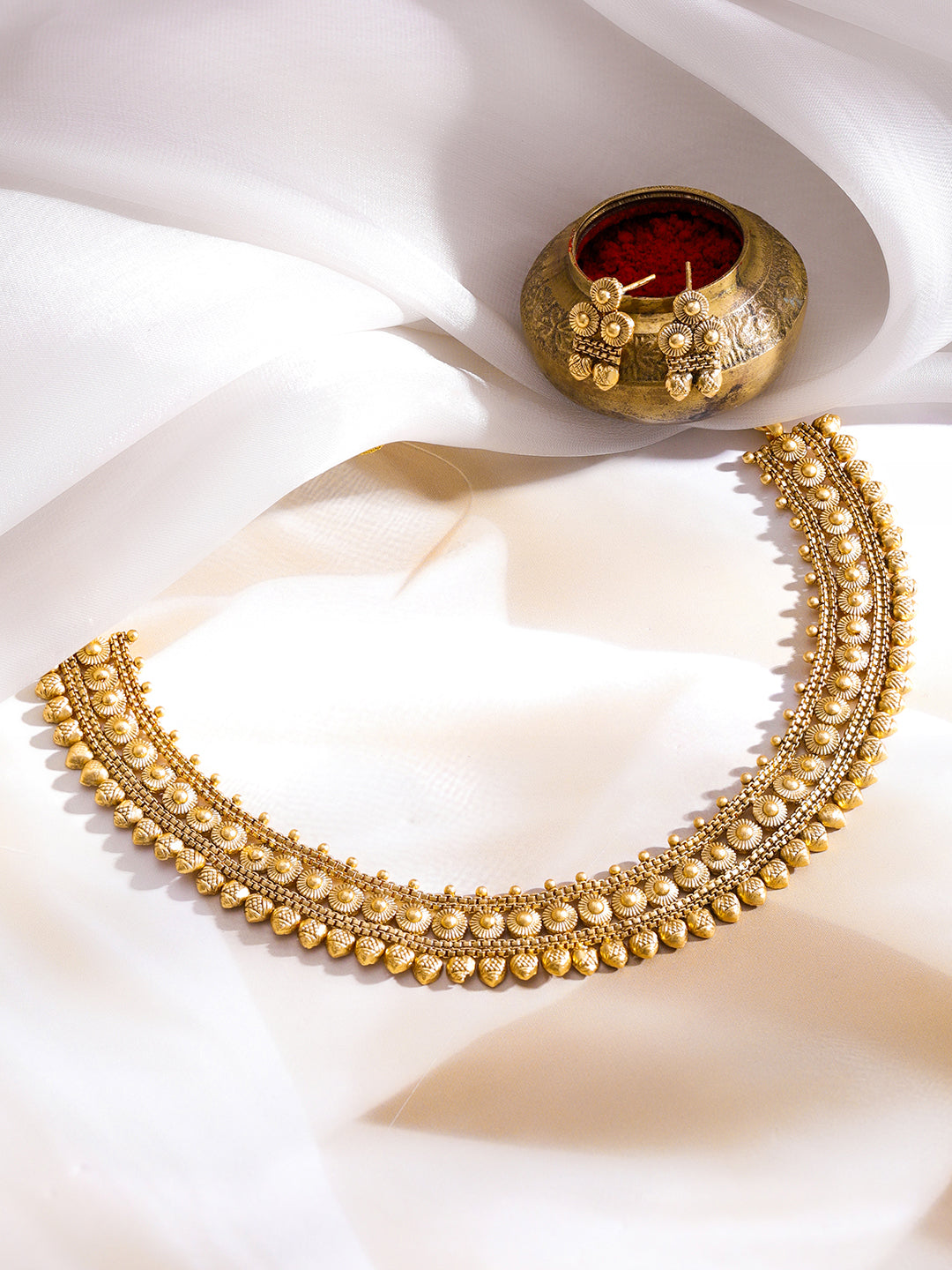 Mystic Gold Carved Necklace Set