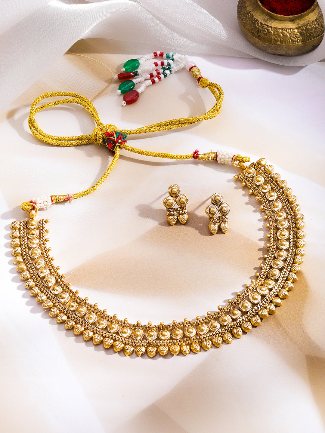 Mystic Gold Carved Necklace Set