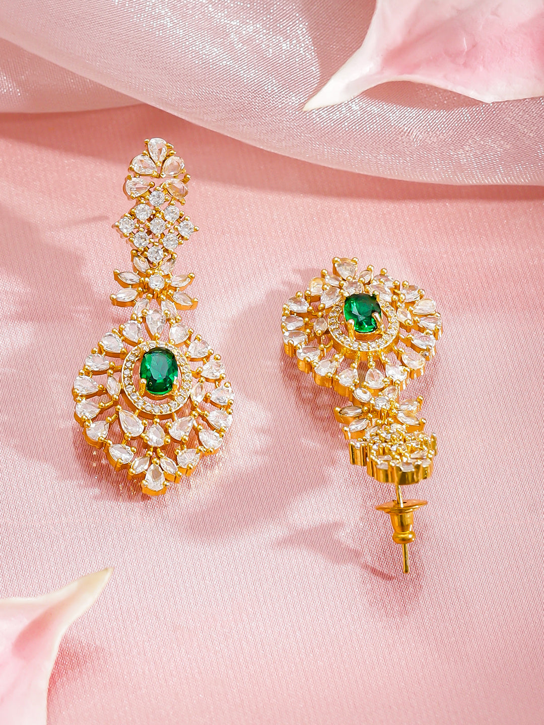 White Studded Emerald Gold Necklace Set