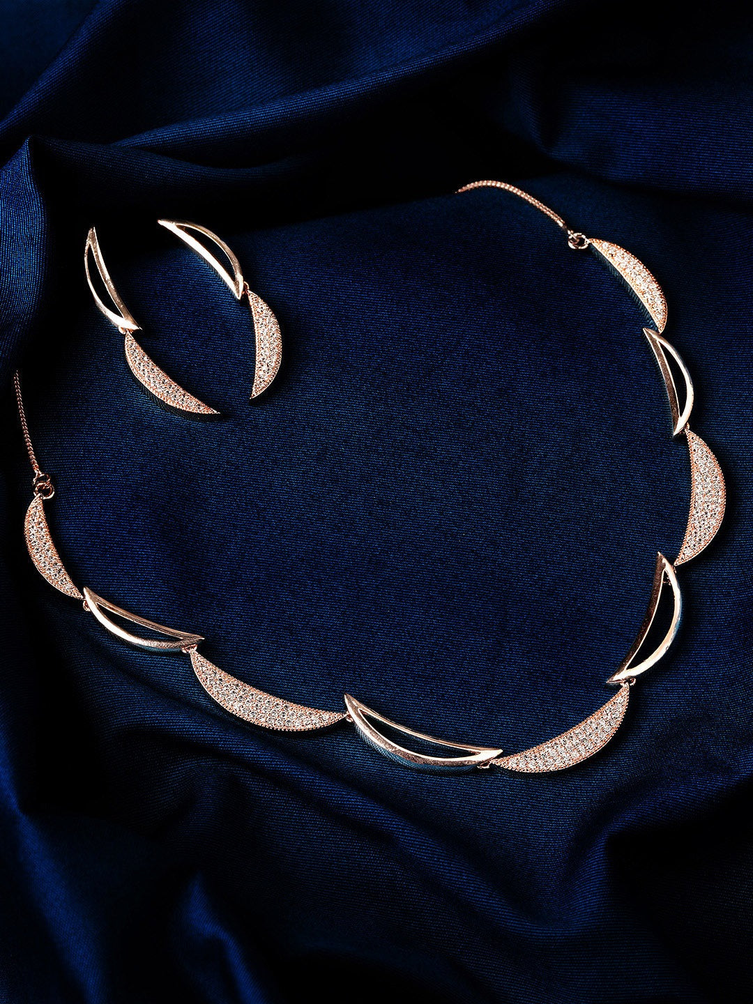 Wentra Rose Gold Plated Zirconia Stone Studded Handcrafted Necklace Set.