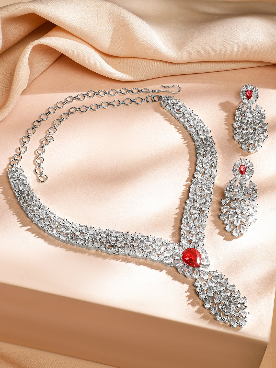 Leaf Design Crystal Necklace Set