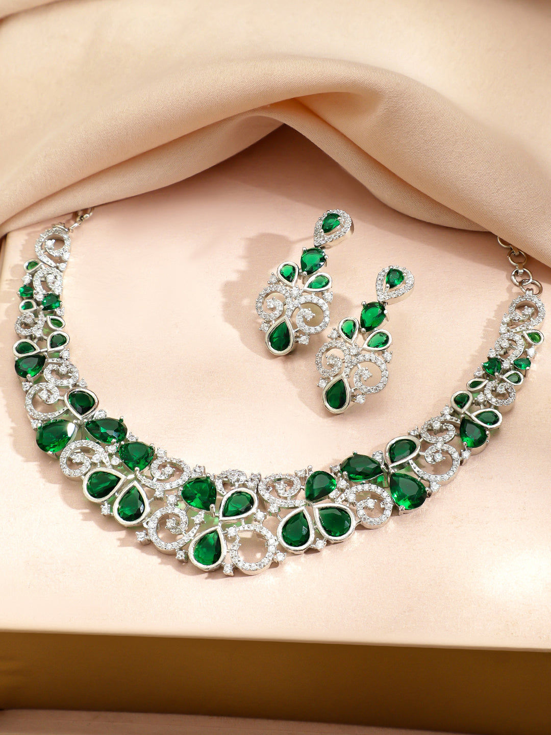 Emerald Royale Necklace Set