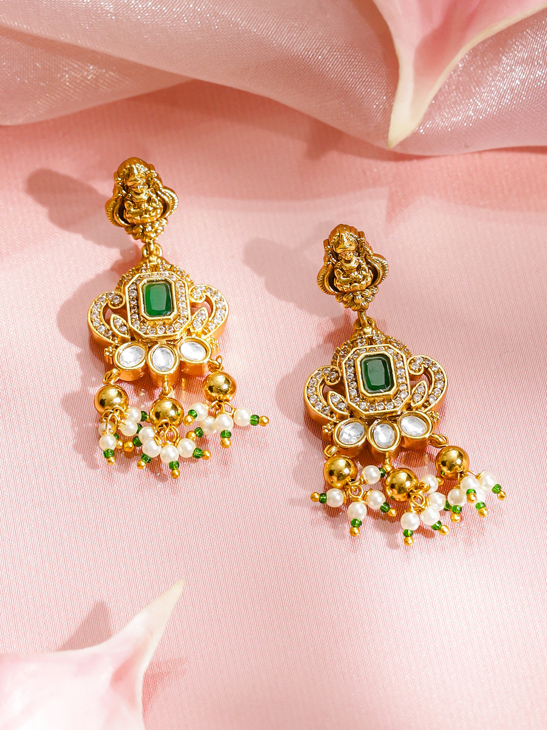 Lakshmi with Elephant Motif Necklace Set