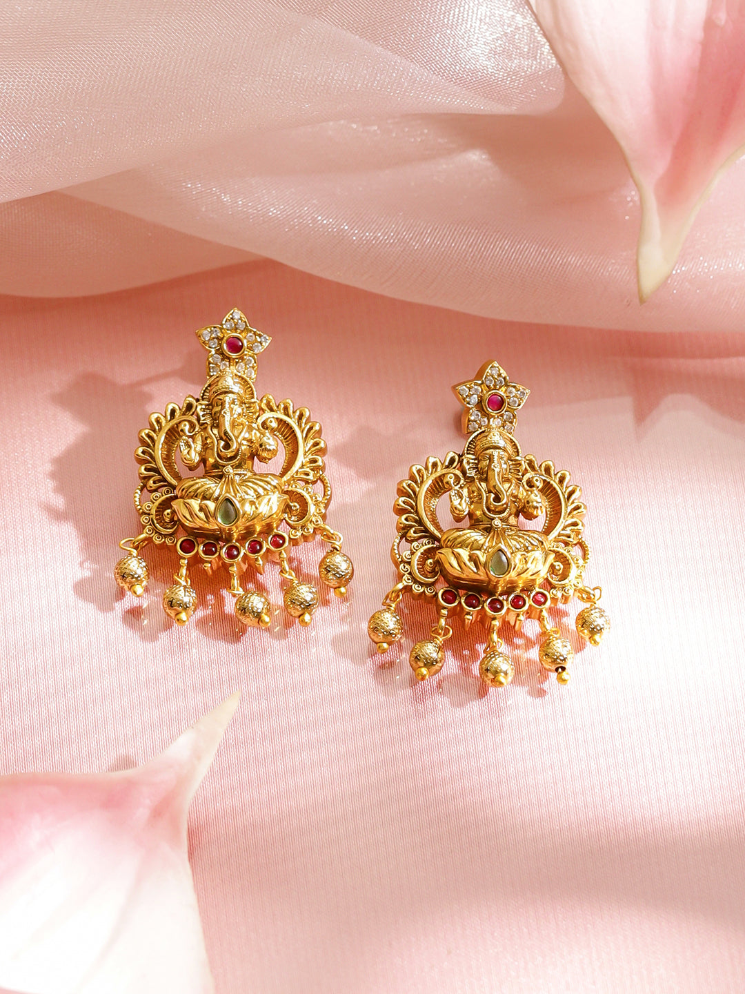 Lord Ganesha Divine Necklace Set