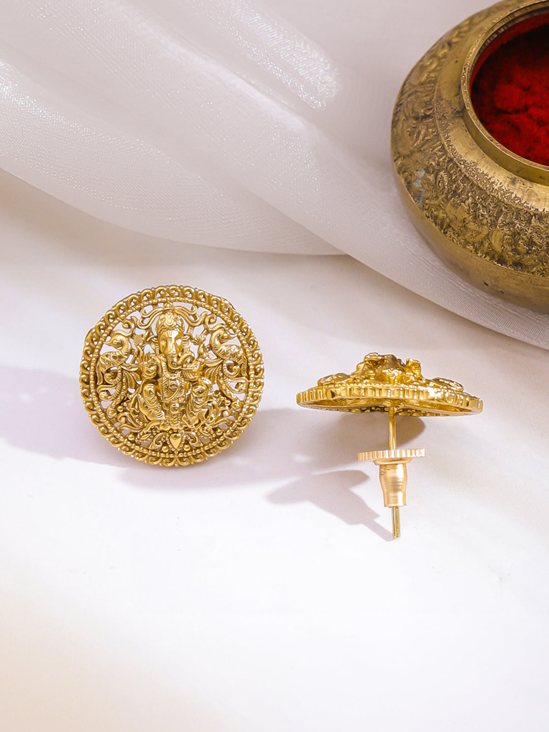 Ganesh Motif Gold Pendant Necklace Set