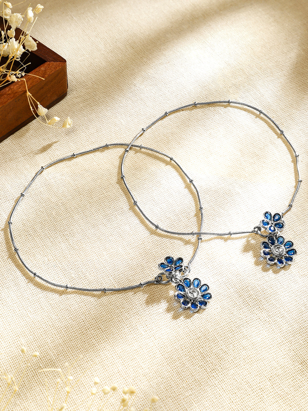 Wentra Set of 2 Oxidised Silver-Plated Blue Kundan Floral Charm Anklets