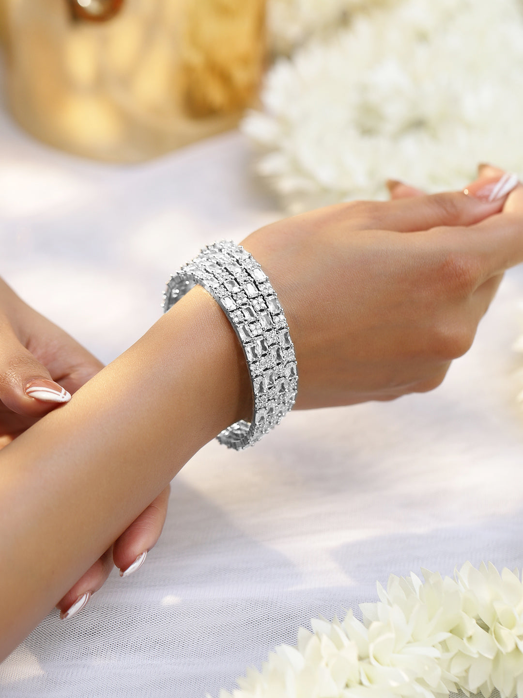 Wentra Set of 4 Rhodium-Plated Silver-Tone Cubic Zirconia Studded Premium Bangles