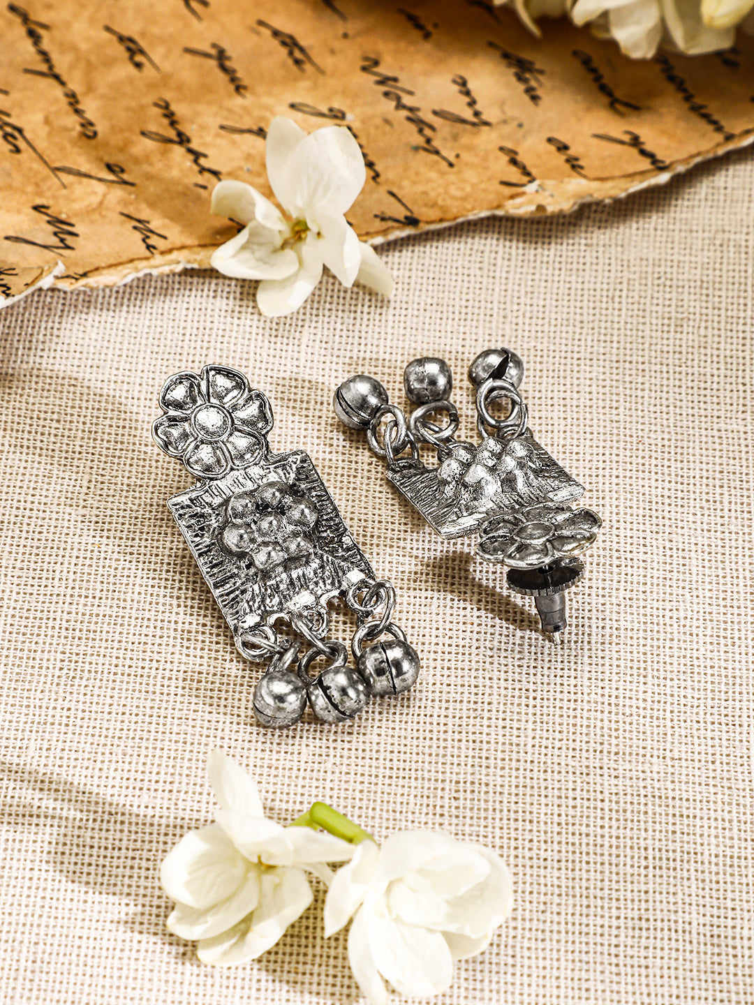 Oxidized Floral Beaded Geometric Necklace Set