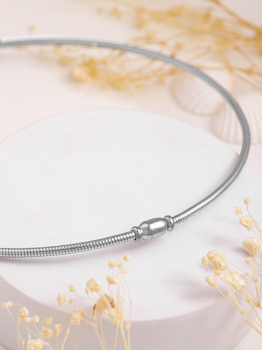 Minimal Charm Statement Necklace